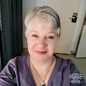 Meet your Posher, Lisa